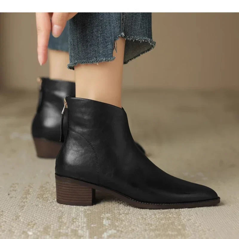 2024 New Autumn Genuine Leather Ankle Boots Pointed Toe Women Boots Retro Short Boots Women Shoes Winter Retro Chelsea Boots